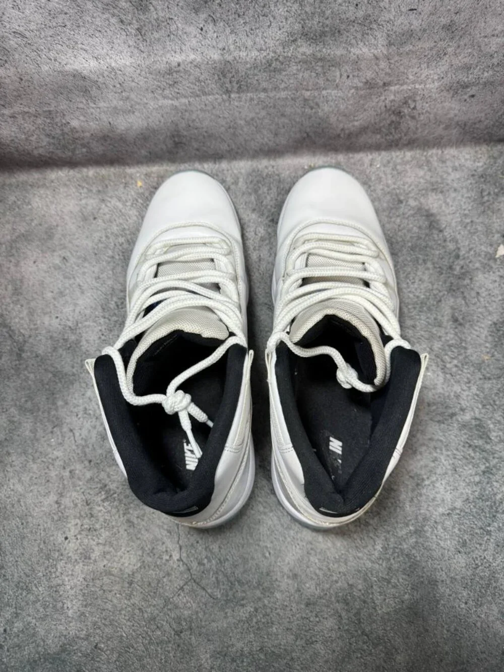 Size 13 | Jordan 11 Legend Blue No Box | Pre-Owned - Picture 5 of 8